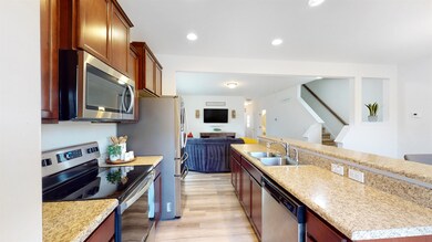 Photo 6