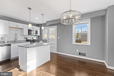 7315 Stratton Way, Baltimore, MD 21224 - photo 6