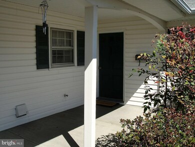 12608 Crimson Ct, Bowie, MD 20715 - photo 3