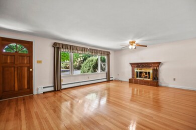 4 Bowdoin Rd, Andover, MA 01810 - photo 3