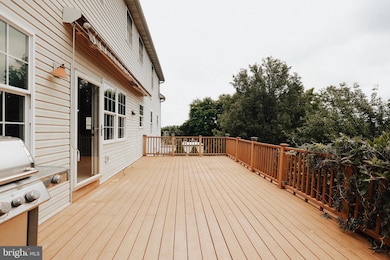 37 Sycamore Dr, Reading, PA 19606 - photo 3