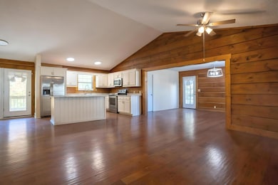 8f5202e6-0891-4709-b7cd-c0905db79eef