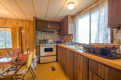 615 SE Oar Ave, Lincoln City, OR 97367 - photo 3