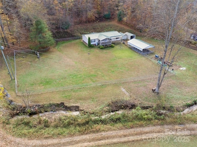 1922 Zacks Fork Rd, Lenoir, NC 28645 - photo 3