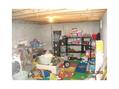 42 Brook St unit 42, Central Falls, RI 02863 - photo 4