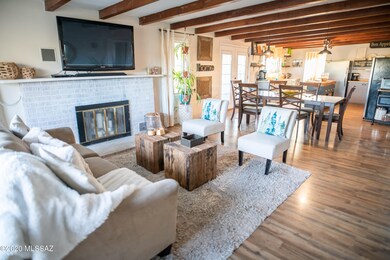 A-Living Room (2)