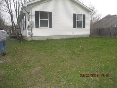 139 Crescent St, Rutland, VT 05701 - photo 3
