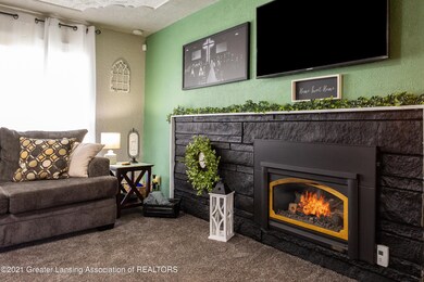 417 E Adelaide St. Maple Rapids MI-29