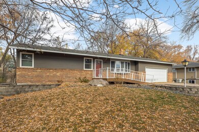 11004 Oak Knoll Terrace N, Hopkins, MN 55305 - photo 2