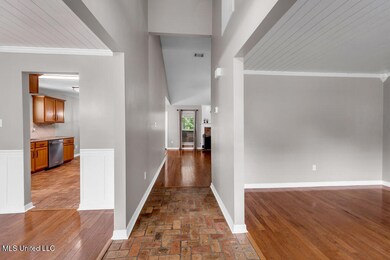 10563SteeplechaseDr-6