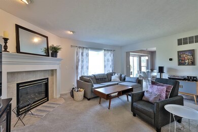 005-Living-Room