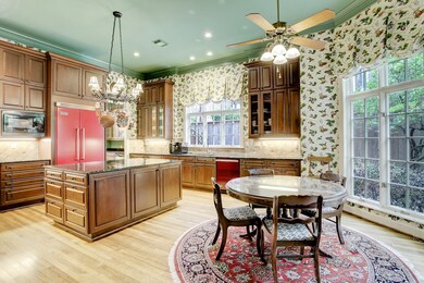 2154 Chilton Rd, Houston, TX 77019 - photo 7