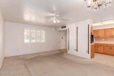 9937 W Crosby Cir S, Sun City, AZ 85351 - photo 6