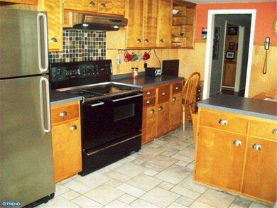 1678 County Line Rd, Bechtelsville, PA 19505 - photo 4