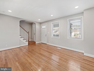 1014 Lyndhurst St, Baltimore, MD 21229 - photo 7