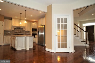 42591 Voormeade Terrace, Chantilly, VA 20152 - photo 7