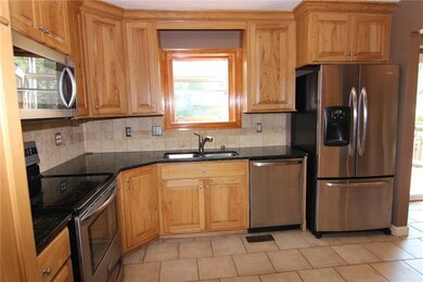 9719 W 51st Place, Shawnee, KS 66203 - photo 7