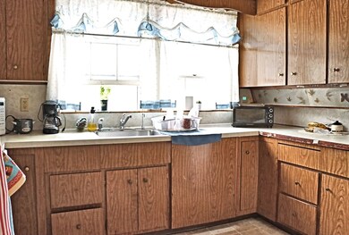 42 Summit Ave, Winthrop, MA 02152 - photo 5