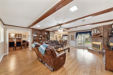 2105 Ryan Dr, Alvin, TX 77511 - photo 7