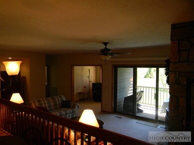 185 Waterside Dr unit Walnut 2, Blowing Rock, NC 28605 - photo 6