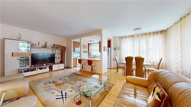155 Oceana Dr E unit 4C, Brooklyn, NY 11235 - photo 3