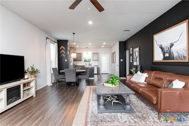 7606 Purvis St, Temple, TX 76502 - photo 2