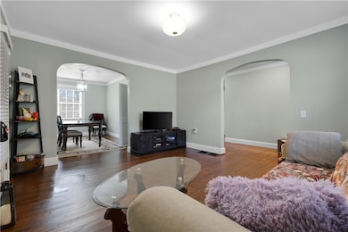 2 bedroom living room