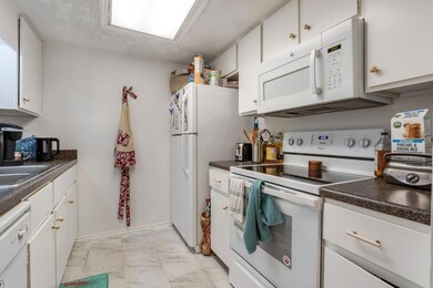 2401 Leon St unit 103, Austin, TX 78705 - photo 4