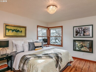 Bedroom, Primary