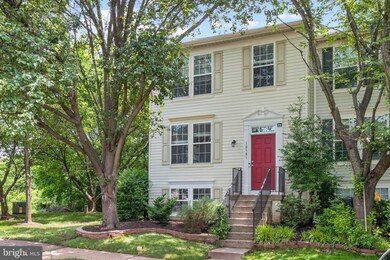 10301 Butternut Cir, Manassas, VA 20110 - photo 2