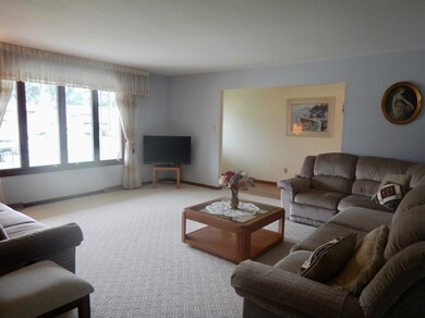 8760 Mathews Ln, Crown Point, IN 46307 - photo 7