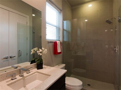 3003 La Branch St, Houston, TX 77004 - photo 5