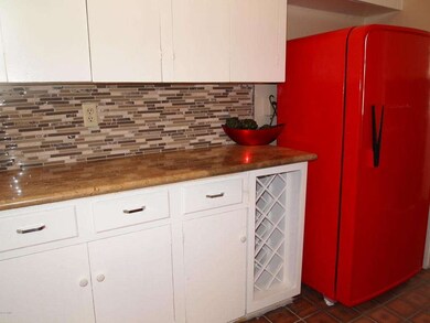 1626 W Encanto kitchen