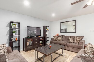 4056 N 80th Dr, Phoenix, AZ 85033 - photo 6