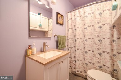 1108 Colmar Ave, Easton, PA 18045 - photo 6