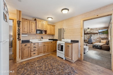 007_4303_beaver_creek_rd_kamas_hdr008_68