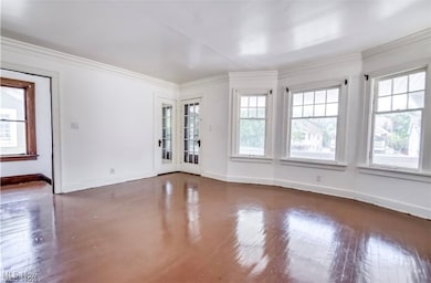 1051 E 171st St, Cleveland, OH 44119 - photo 6