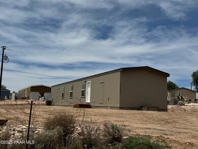 25398 N Juniper Rd, Paulden, AZ 86334 - photo 2