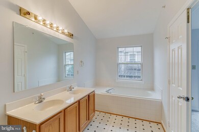 11165 Stagestone Way, Manassas, VA 20109 - photo 7