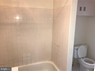 1717 W Chester Pike unit 3B, Havertown, PA 19083 - photo 6