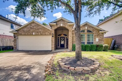 31706 Royal Woods Ct, Conroe, TX 77385 - photo 2