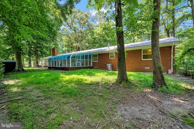 18401 Beech Ln, Triangle, VA 22172 - photo 4