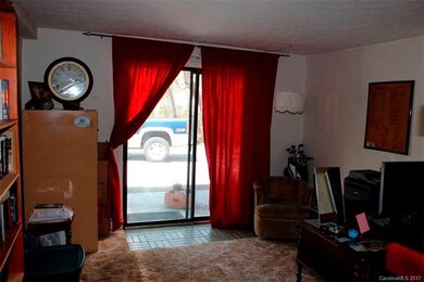 4 Lexington Ln, Hendersonville, NC 28792 - photo 5