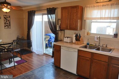 2018 Aspen Ln, Columbia, PA 17512 - photo 6