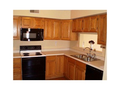 901 Grand Avenue Ct unit 901, Marion, IA 52302 - photo 2