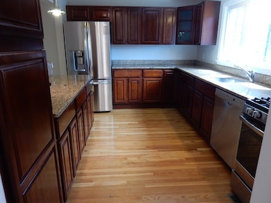 220 Kent St unit 1, Brookline, MA 02446 - photo 4