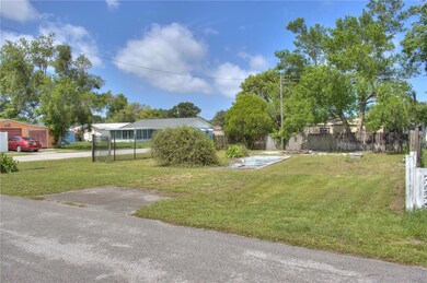 6233 New York St, Zephyrhills, FL 33542 - photo 3