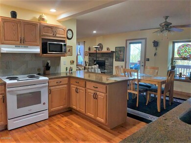 112 Maple Ln, Hawley, PA 18428 - photo 7