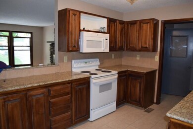 32 Quantock Hills Ln, Bella Vista, AR 72715 - photo 6