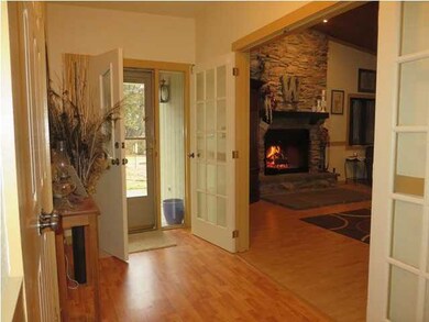 Entry is so inviting to guest!